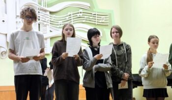 Скоро выпускной вечер!