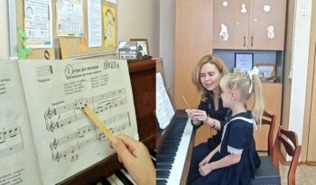 МАСТЕРСТВО И ВДОХНОВЕНИЕ: ПРЕПОДАВАТЕЛЬ ГОДА!