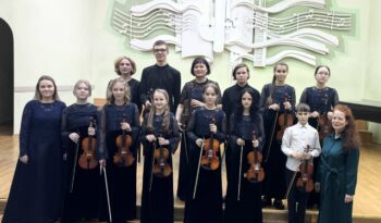 В ПЛЕНУ У СКРИПКИ I ЯРКИЕ МОМЕНТЫ ОТЧЕТНОГО КОНЦЕРТА